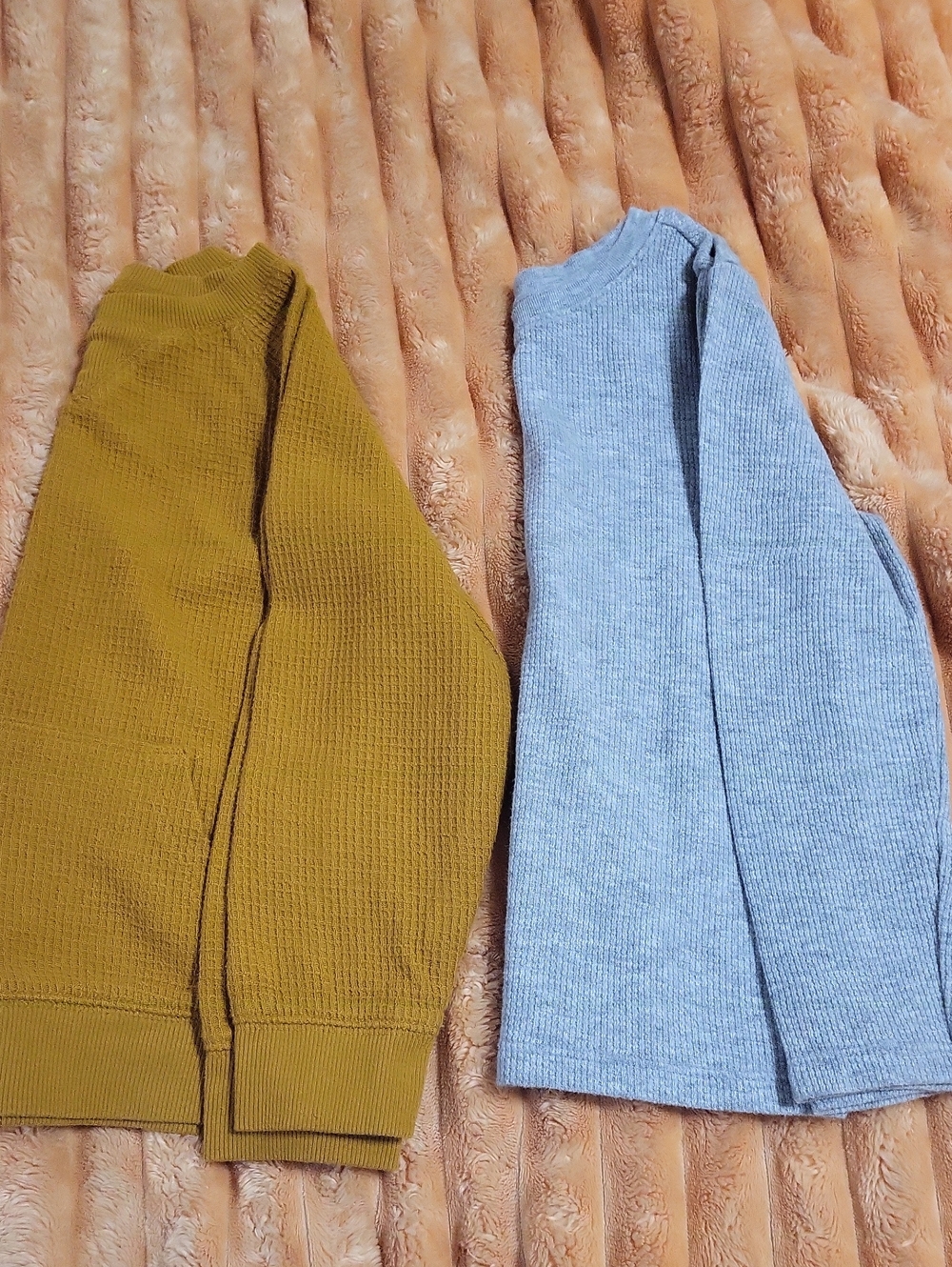 Old Navy Ribbed Long-Sleeve Tee Duo - Mustard and Light Gray
